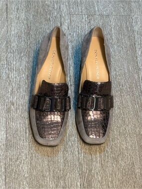 DONALD PLINER GRAY CARESSE LOAFER PUMPS SIZE 7M
